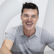 Finn Wittrock; JUDY