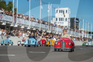 FEATURE - So war es früher mal: Nostalgiker beim Goodwood Revival Festival