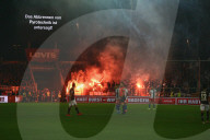 NEWS - Pyros am Derby zwischen dem HSV und St. Pauli in Hamburg
