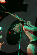 PEOPLE - Punk-Rock-Band The SoapGirls tritt halbnackt in Leicester auf