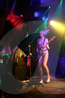 PEOPLE - Punk-Rock-Band The SoapGirls tritt halbnackt in Leicester auf