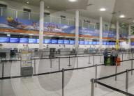 NEWS - Insolvent: Check-In-Schalter von Thomas Cook im Flughafen Gatwick