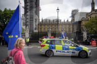 NEWS - GB: Parlament tritt wieder zusammen