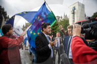 NEWS - GB: Parlament tritt wieder zusammen