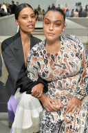 PEOPLE - Promis bei Modenschau von Mugler in Paris