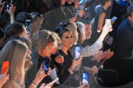 PEOPLE - Eva Longoria an der Modenschau von Guy Laroche an der PFW