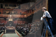 NEWS - Banksys Werk "Devolved Parliament" wird versteigert