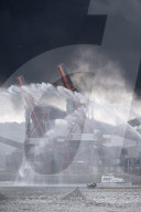 NEWS - Sorge nach Fabrik-Brand in Rouen