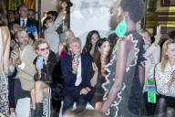 PEOPLE - Promis bei Modenschau voin Stella McCartney an der PFW