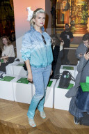 PEOPLE - Promis bei Modenschau voin Stella McCartney an der PFW