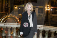 PEOPLE - Promis bei Modenschau voin Stella McCartney an der PFW