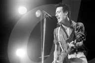 Clash au theatre Mogador
