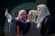 NEWS - Aufmarsch der Roben und Perücken: Traditioneller Start der neuen Sitzungsperiode der englischen Lordrichter