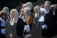 NEWS - Aufmarsch der Roben und Perücken: Traditioneller Start der neuen Sitzungsperiode der englischen Lordrichter