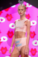 MODE -  Agatha Ruiz de la Prada Bademode-Show auf Gran Canaria
