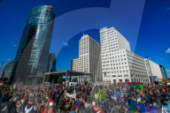 NEWS - Weltweiter Klimaprotest: Extinction Rebellion Aktivisten demonstrieren in Berlin