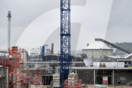 NEWS - Rouen: Schadstoffbeseitigung nach Brand in Chemiefabrik 