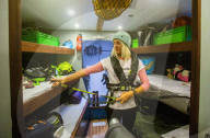 FEATURE - Dem Plastik auf der Spur: Frauencrew startet mit Segelschiff zur zweijährige eXXpedition-Forschungsmission rund um die Welt