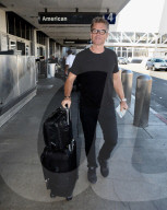 PREMIUM EXCLUSIVE Harry Hamlin Looking Handsome And Buff At Age 67!