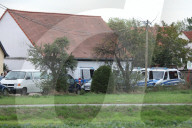 NEWS - Wiedersdorf: Ort nach tödlichen Schüssen in Halle abgeriegelt