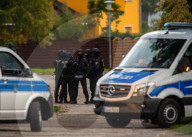 NEWS - Wiedersdorf: Ort nach tödlichen Schüssen in Halle abgeriegelt
