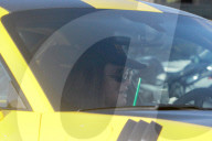 PEOPLE -  Caitlyn Jenner kurvt mit ihrem Porsche durch Los Angeles