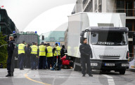 NEWS - Klima Aktivisten halten die deutsche Polizei auf Trab