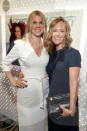 PEOPLE - Promis beim Variety's Power of Women Event in Beverly Hills