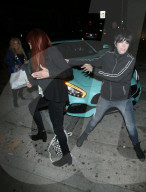 Diane Warren Reenacts Being Thrown Off The Red Carpet By Mariah Carey 