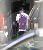 EXKLUSIV - Tiefliegende Shorts: Justin Bieber mit Einblick