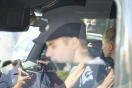 EXKLUSIV - Tiefliegende Shorts: Justin Bieber mit Einblick