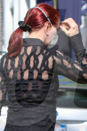 EXKLUSIV - Priscilla Presley 'maskiert' in Beverly Hills unterwegs