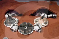FEATURE - 'Moving to Mars' Ausstellung im Design Museum in London