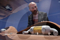 FEATURE - 'Moving to Mars' Ausstellung im Design Museum in London