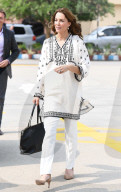 PEOPLE - Pakistan: Kate und William am Flughafen von Lahore 