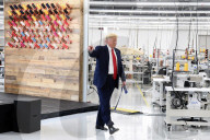 NEWS - Trump an der Eröffnung der Louis Vuitton Rochambeau Ranch in Texas