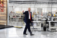 NEWS - Trump an der Eröffnung der Louis Vuitton Rochambeau Ranch in Texas