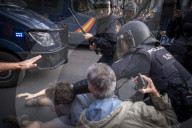 NEWS - Ausschreitungen bei Protesten in Barcelona