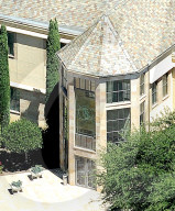NEWS - Gold Base, das Hauptquartier der Scientology-Sekte, mit neuem mysterišsem Bunker