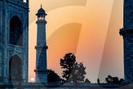 REPORTAGE - Indien: Touristenmagnet Taj Mahal