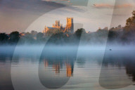 FEATURE - Herbstliche Morgenstimmung in Ely