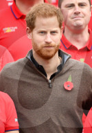 PEOPLE -  Prinz Harry posiert mit Team für Invictus Games