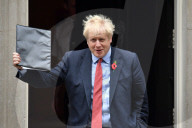 NEWS - Brexit: Premier Johnson vor Downing Street No 10 mit der Election Bill