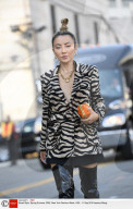 PEOPLE - Im Trend: Stars tragen Zebra-Print