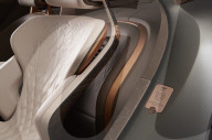 FEATURE - Bentley stellt Luxus-E-Autostudie vor