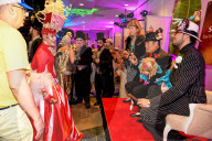 PEOPLE - Bette Midler's 2019 Hulaween Party - Inside 
