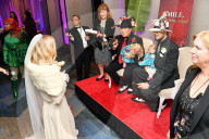 PEOPLE - Bette Midler's 2019 Hulaween Party - Inside 