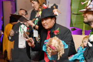 PEOPLE - Bette Midler's 2019 Hulaween Party - Inside 