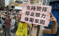 NEWS - Hongkong: Gespannte Ruhe zu Halloween