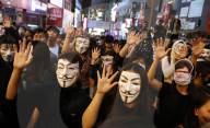 NEWS - Hongkong: Gespannte Ruhe zu Halloween